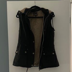 Black Sleeveless Jacket with detachable Hood